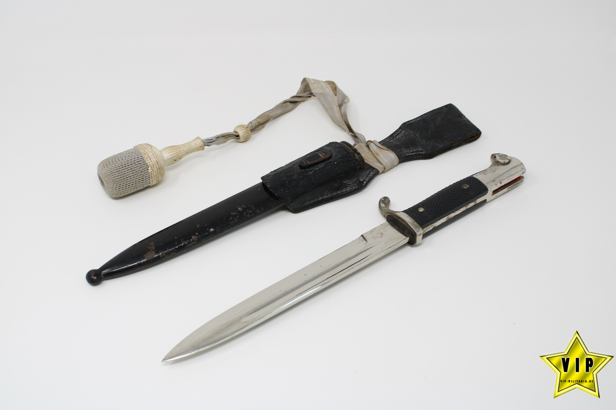 AUSGEHBAJONETT MIT KLINGENÄTZUNG