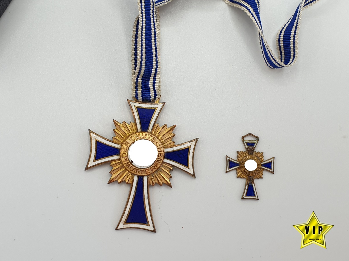 Mutterkreuz Gold im Etui + Miniatur