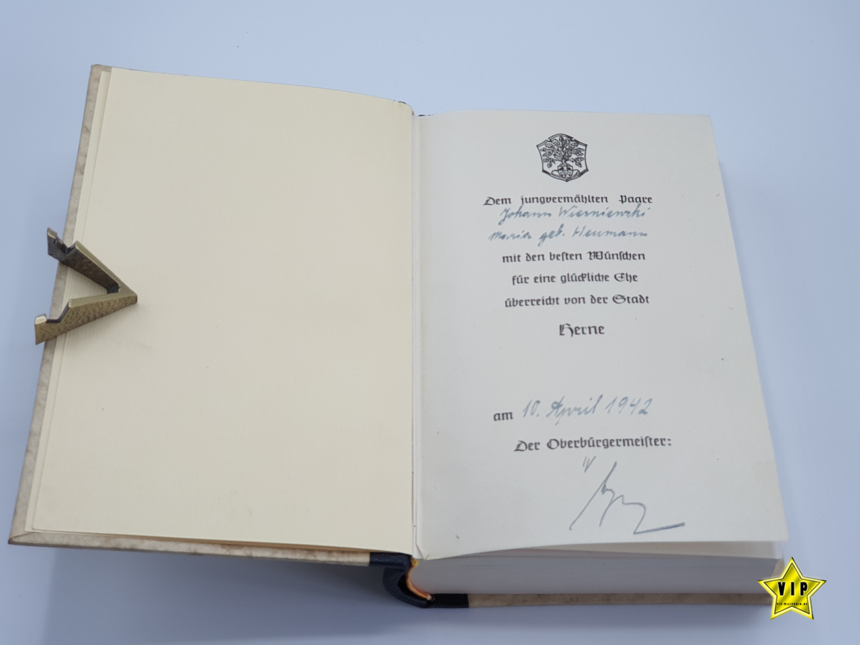 Mein Kampf Hochzeitsasgabe mit Stadtwappen " Herne " im Schuber Mein Kampf Hochzeitsasgabe mit Stadtwappen " Herne " im Schuber