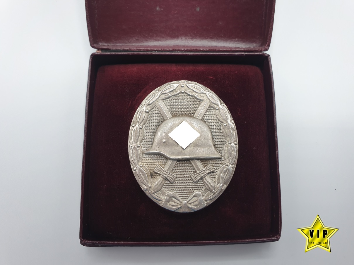 Verwundetenabzeichen in Silber im LDO Etui Verwundetenabzeichen in Silber im LDO Etui