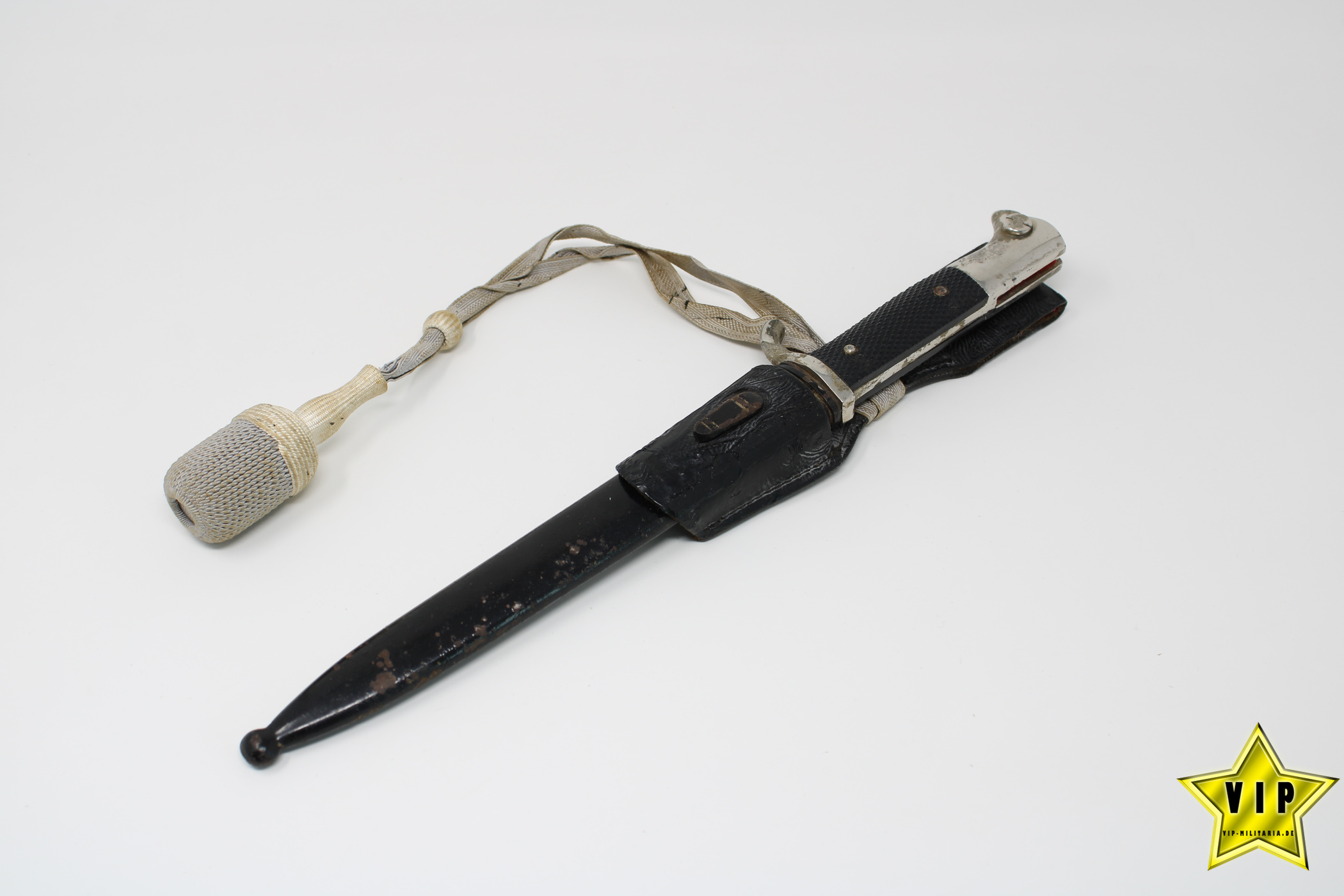 AUSGEHBAJONETT MIT KLINGENÄTZUNG