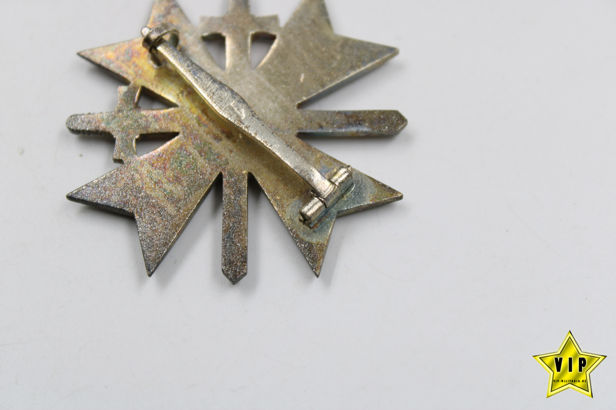 Kriegsverdienstkreuz 1. Klasse 1939 Hersteller 1 Deschler & Sohn, München im Etui