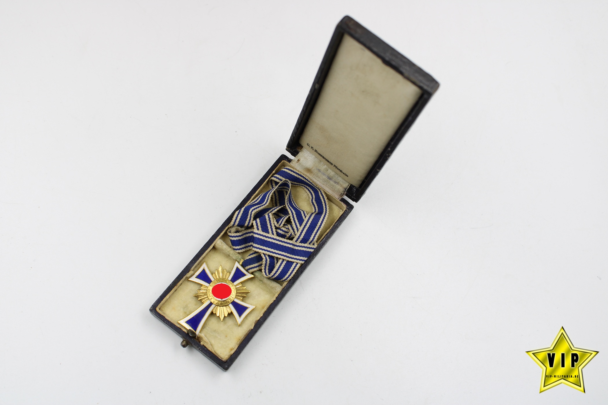 Mutterkreuz Gold im Verleihungsetui 