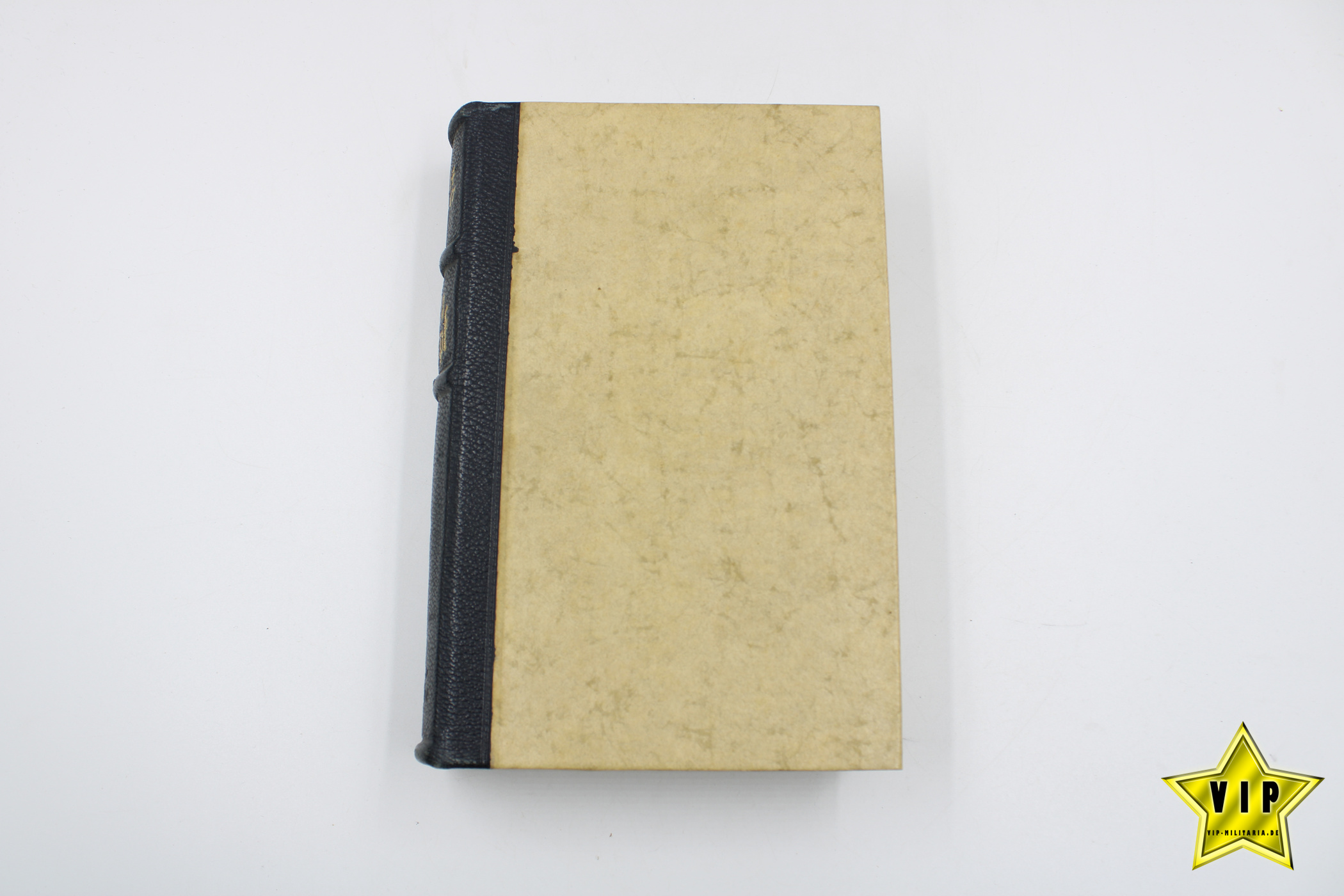 Mein Kampf 1942 in Lateinschrift im Schuber