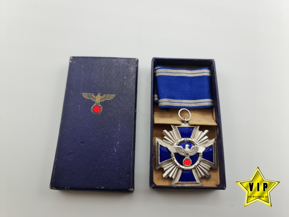 Dienstauszeichnung der NSDAP Silber im Etui Dienstauszeichnung der NSDAP Silber im Etui