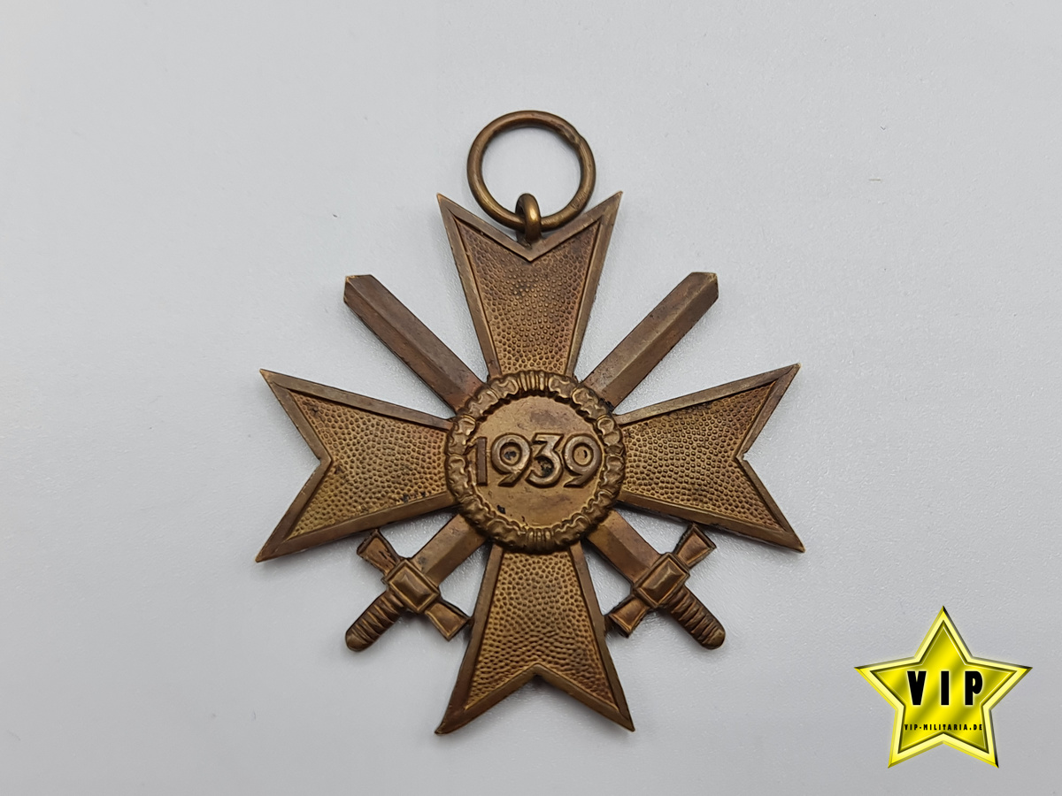 Kriegsverdienstkreuz 2. Klasse 1939 Hersteller 45