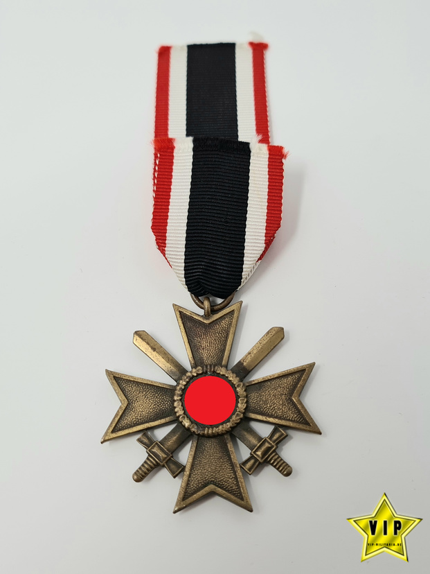 Kriegsverdienstkreuz 2. Klasse mit Urkunde