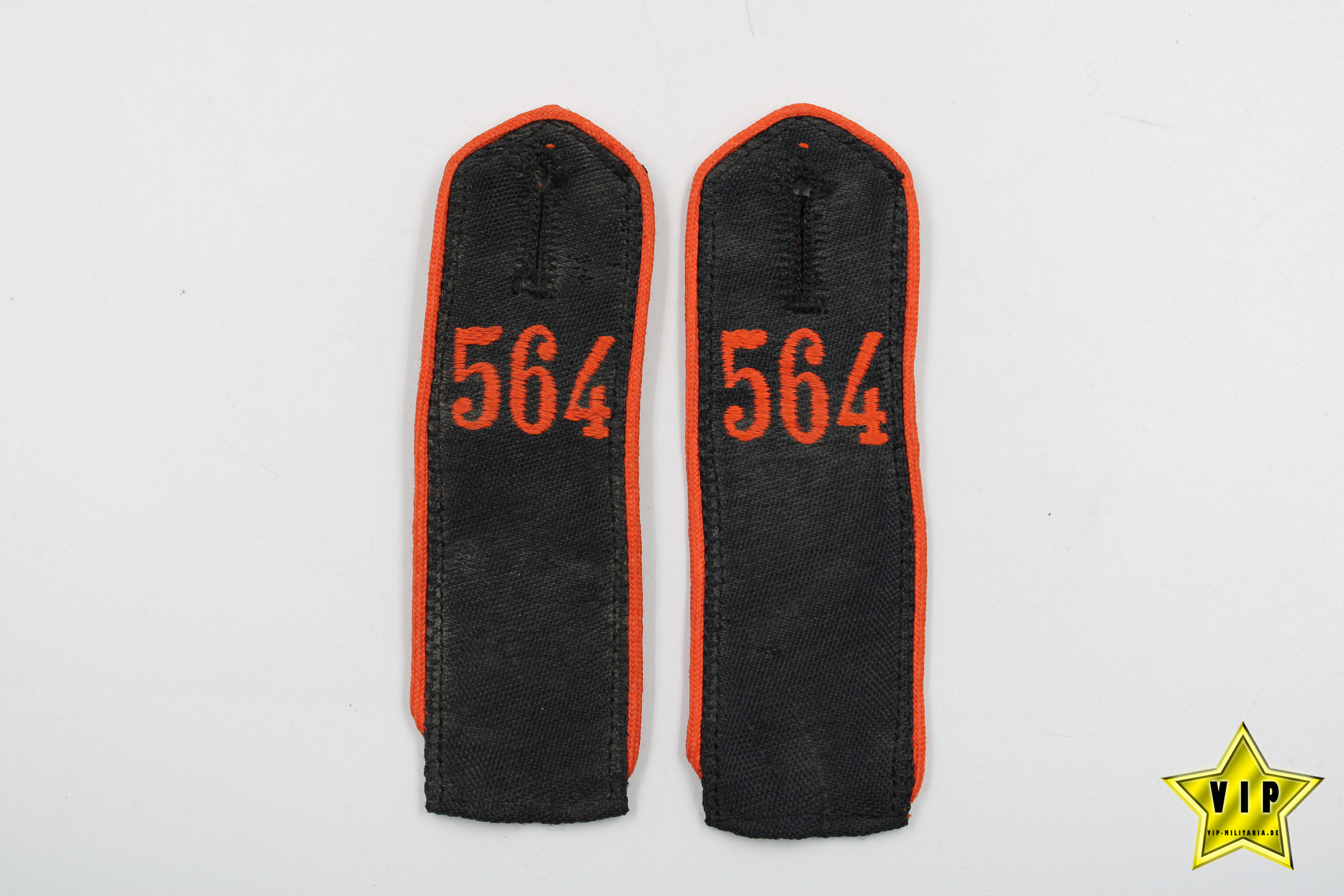 Hitlerjugend HJ Schulterklappen Bann 564 mit RZM Etikett 