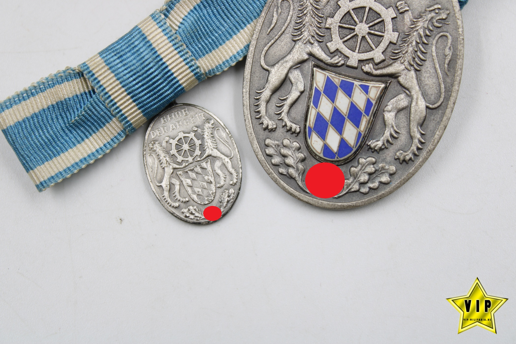 Treudienstabzeichen der Bayerischen Industrie im Etui mit Miniatur in Silber