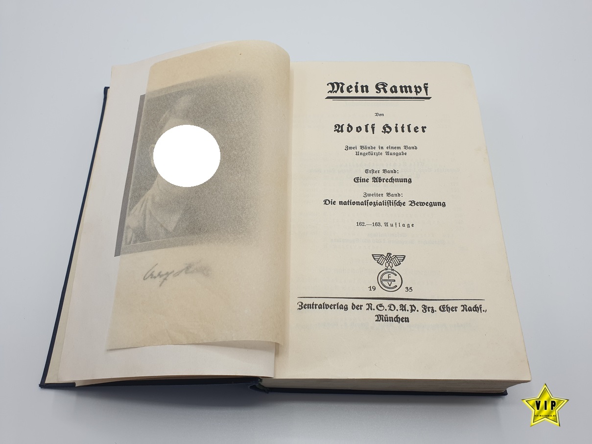 Adolf Hitler " Mein Kampf " von 1935 Adolf Hitler " Mein Kampf " von 1935