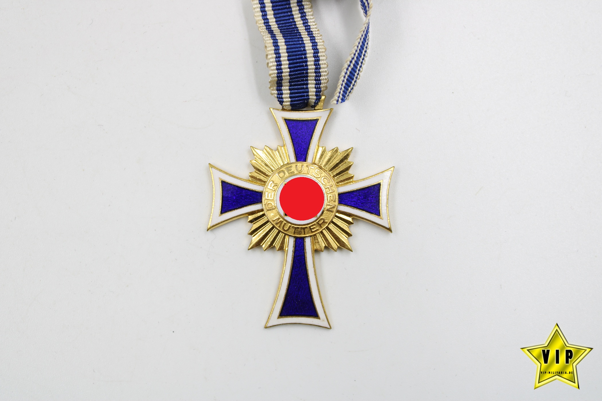 Mutterkreuz Gold im Verleihungsetui Gebr. Godet & Co. Berlin