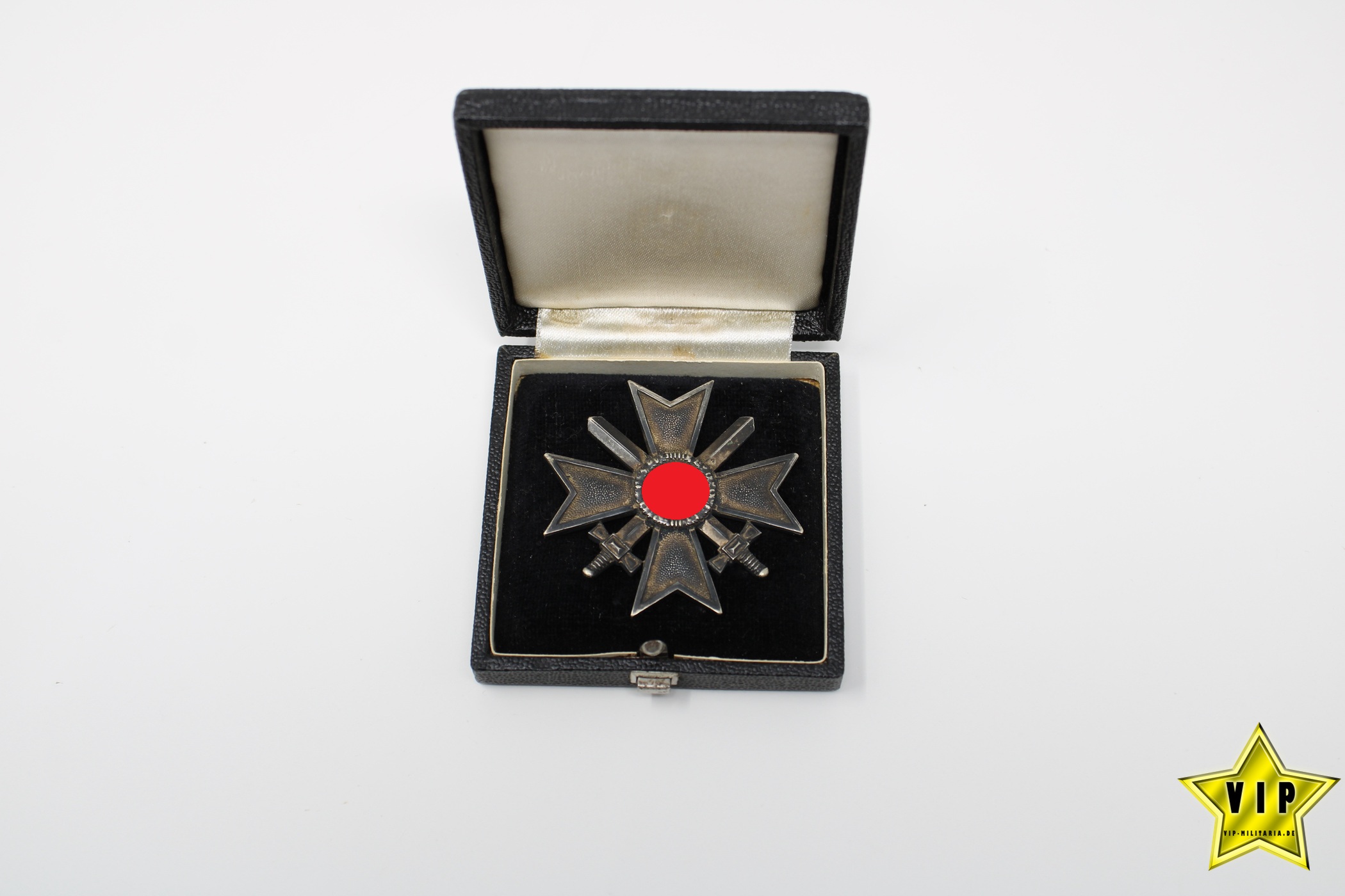 KRIEGSVERDIENSTKREUZ 1. KLASSE 1939 MIT SCHWERTERN HERSTELLER 15