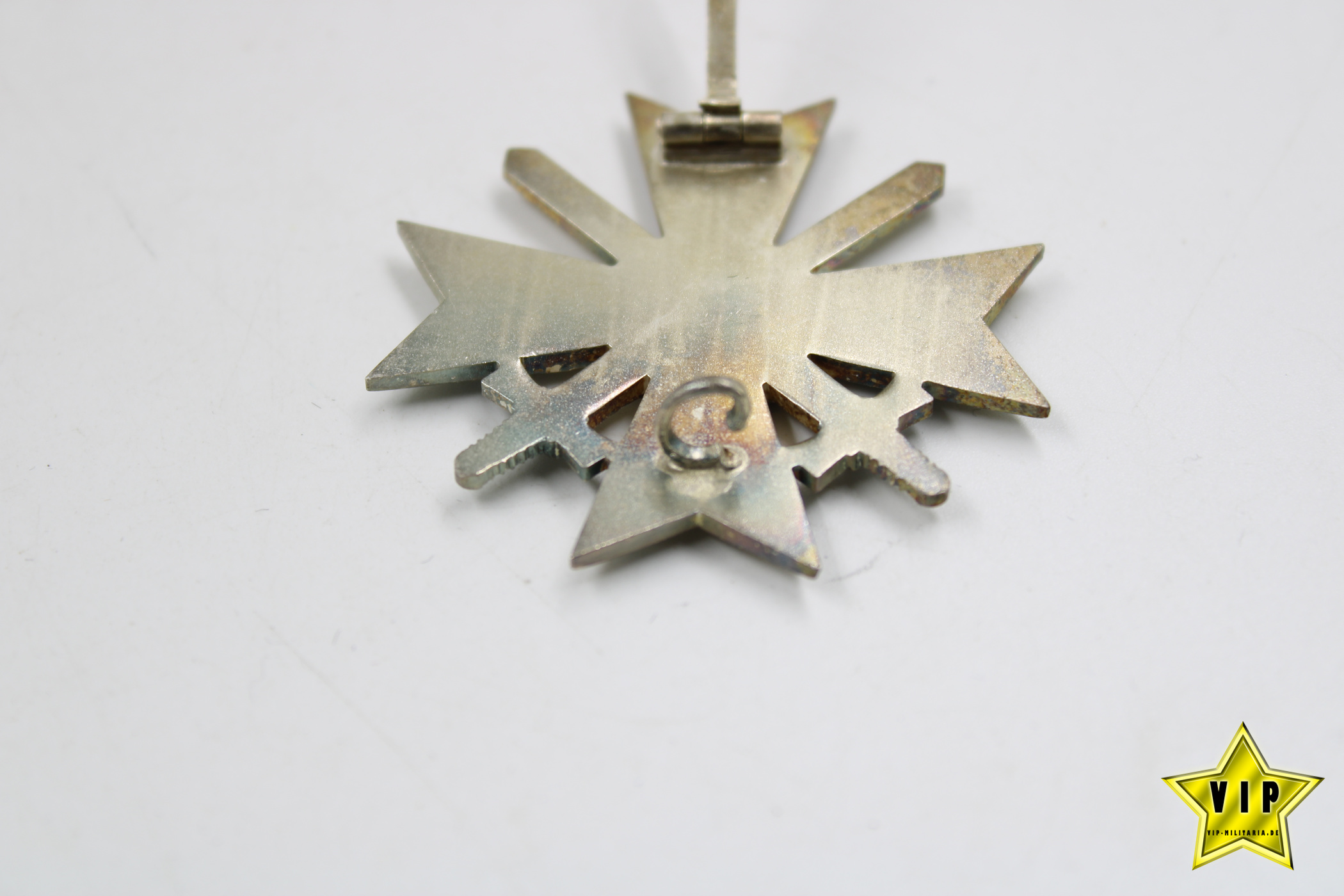 Kriegsverdienstkreuz 1. Klasse 1939 Hersteller 1 Deschler & Sohn, München im Etui