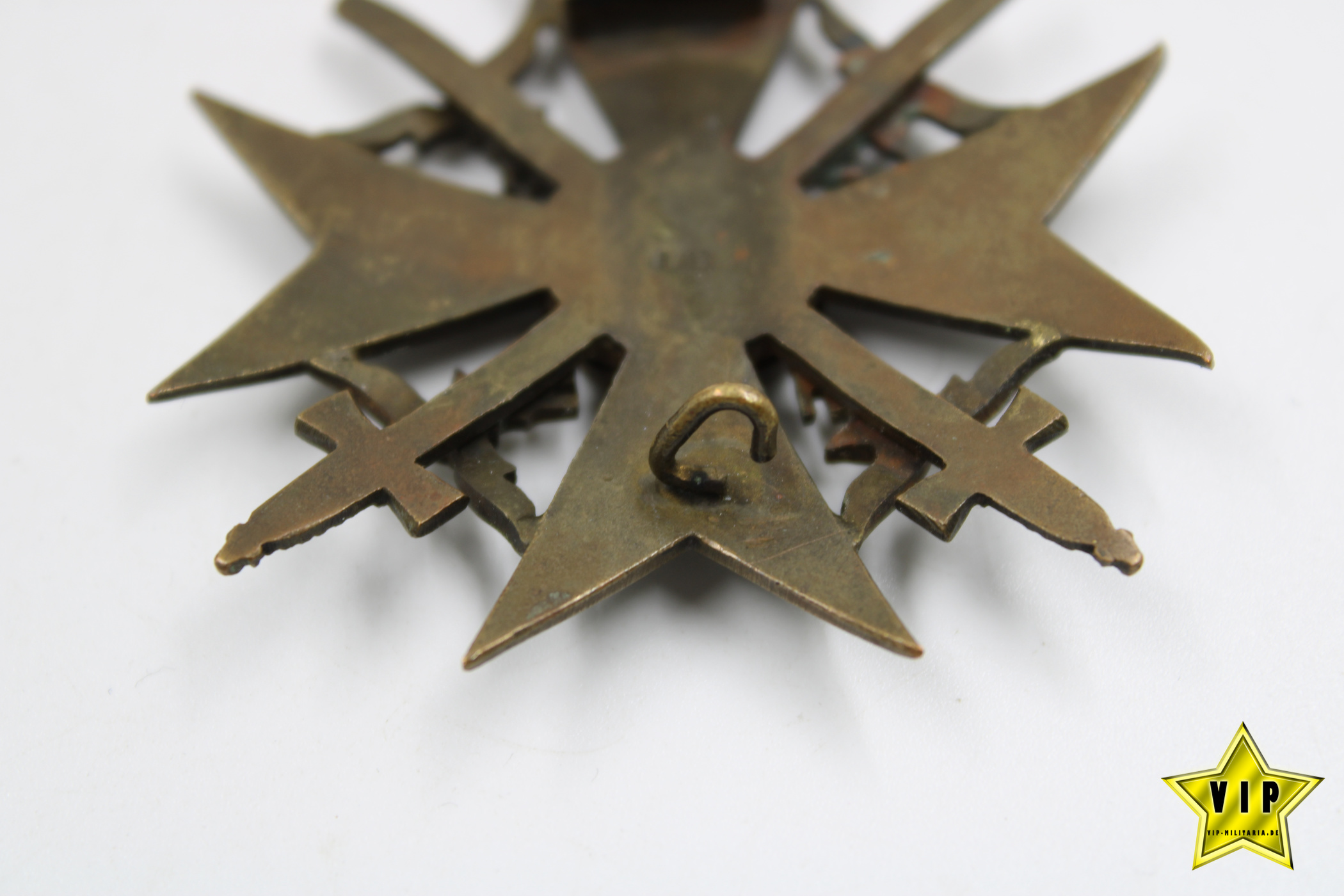 Spanienkreuz in Bronze mit Schwertern Hersteller L/13 im LDO Etui Legion Condor 