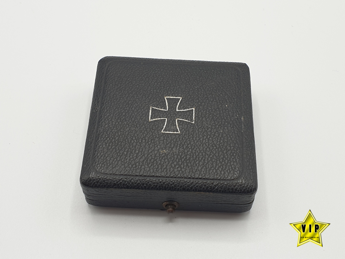 Eisernes Kreuz 1. Klasse 1939 im Etui Eisernes Kreuz 1. Klasse 1939 im Etui