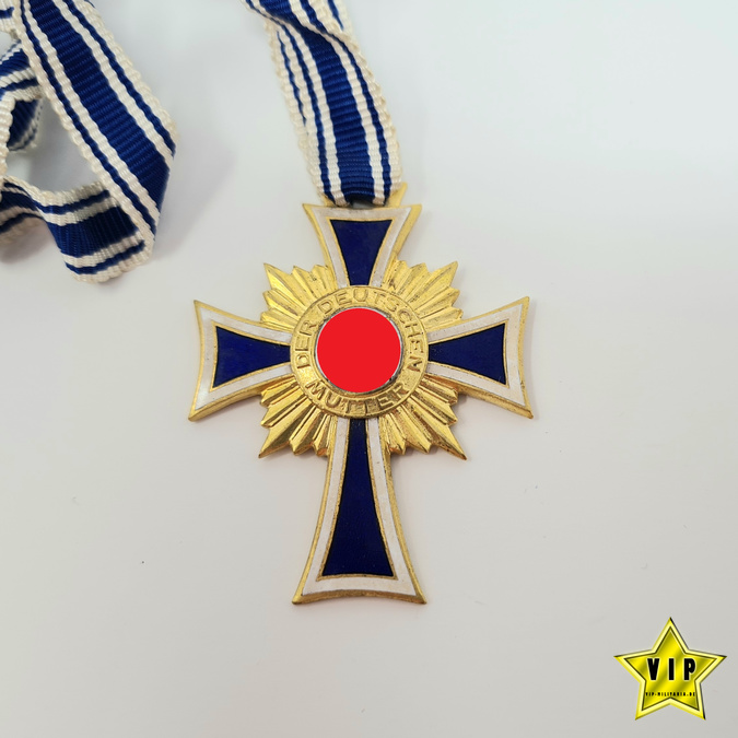 Mutterkreuz Gold im Etui