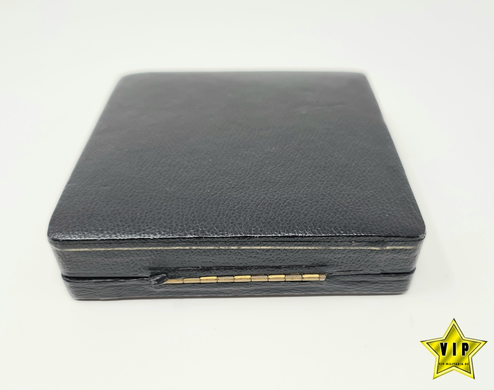 Deutsches Kreuz in Gold Hersteller 20 im Etui Deutsches Kreuz in Gold Hersteller 20 im Etui