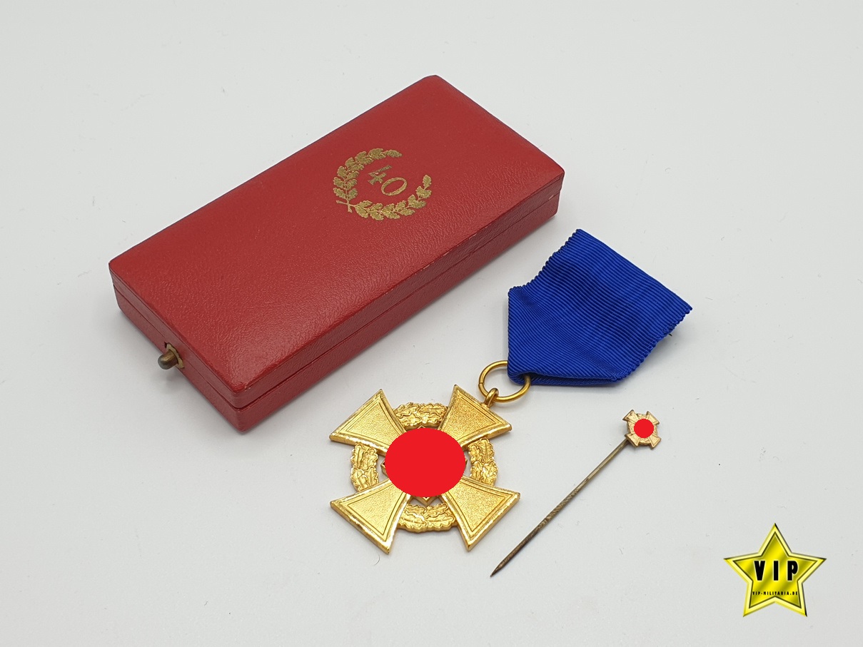 Treuedienst-Ehrenzeichen in Gold im Etui + Miniatur