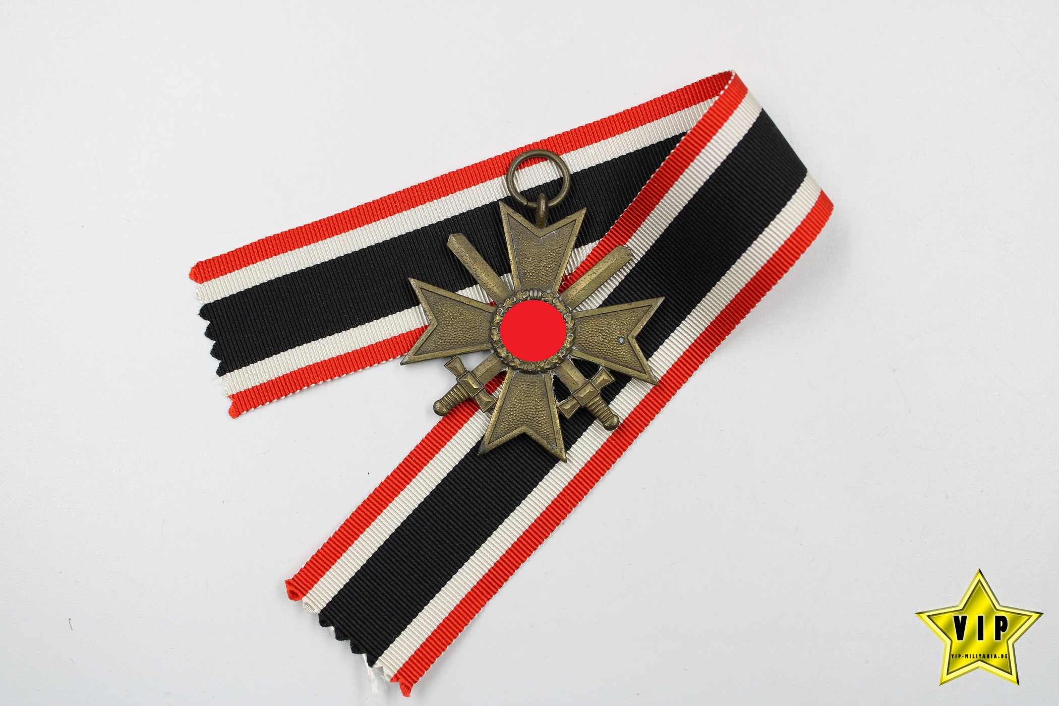 Kriegsverdienstkreuz 2. Klasse 1939 mit Schwertern Hersteller 110