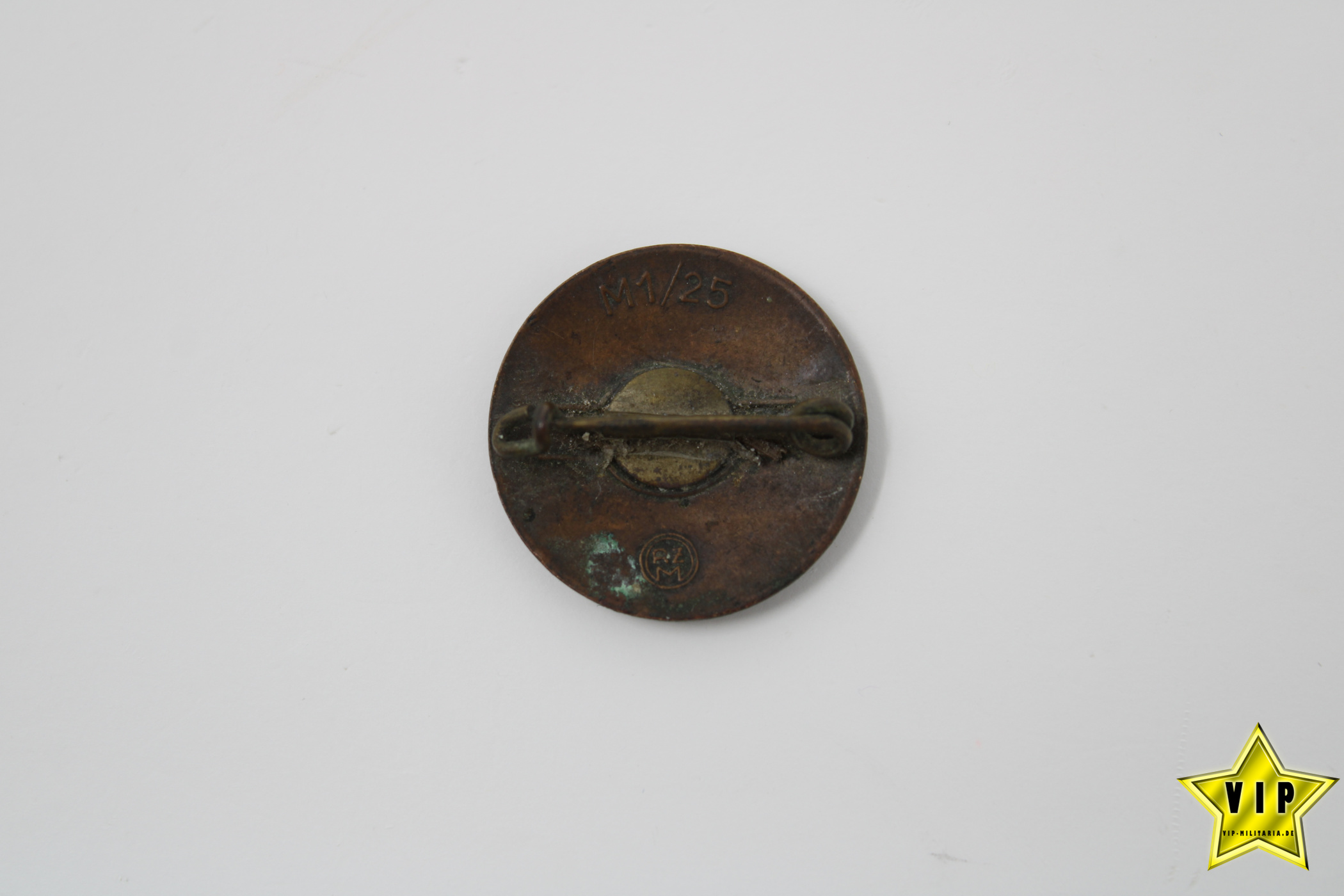 Parteiabzeichen der NSDAP M1/25