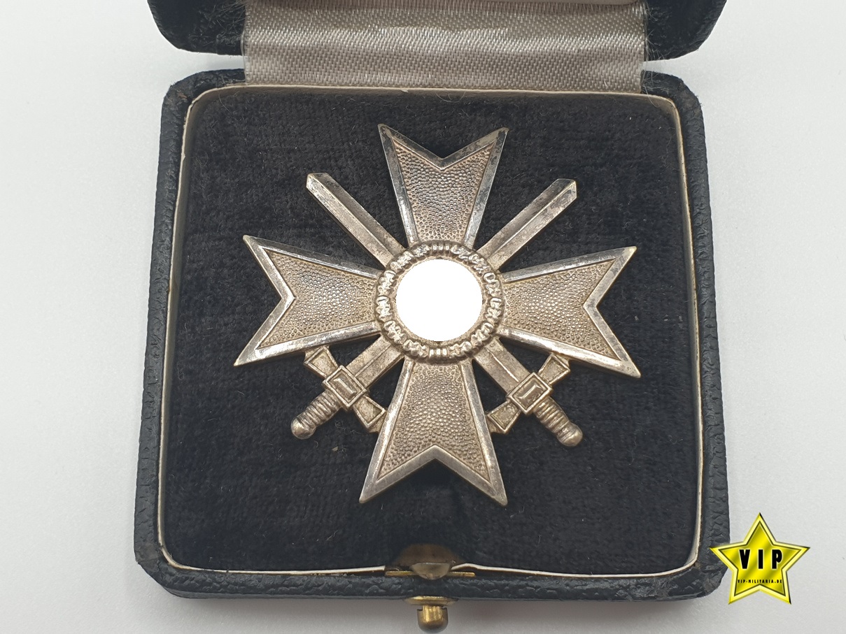 Kriegsverdienstkreuz 1. Klasse 1939 im seltenen Etui