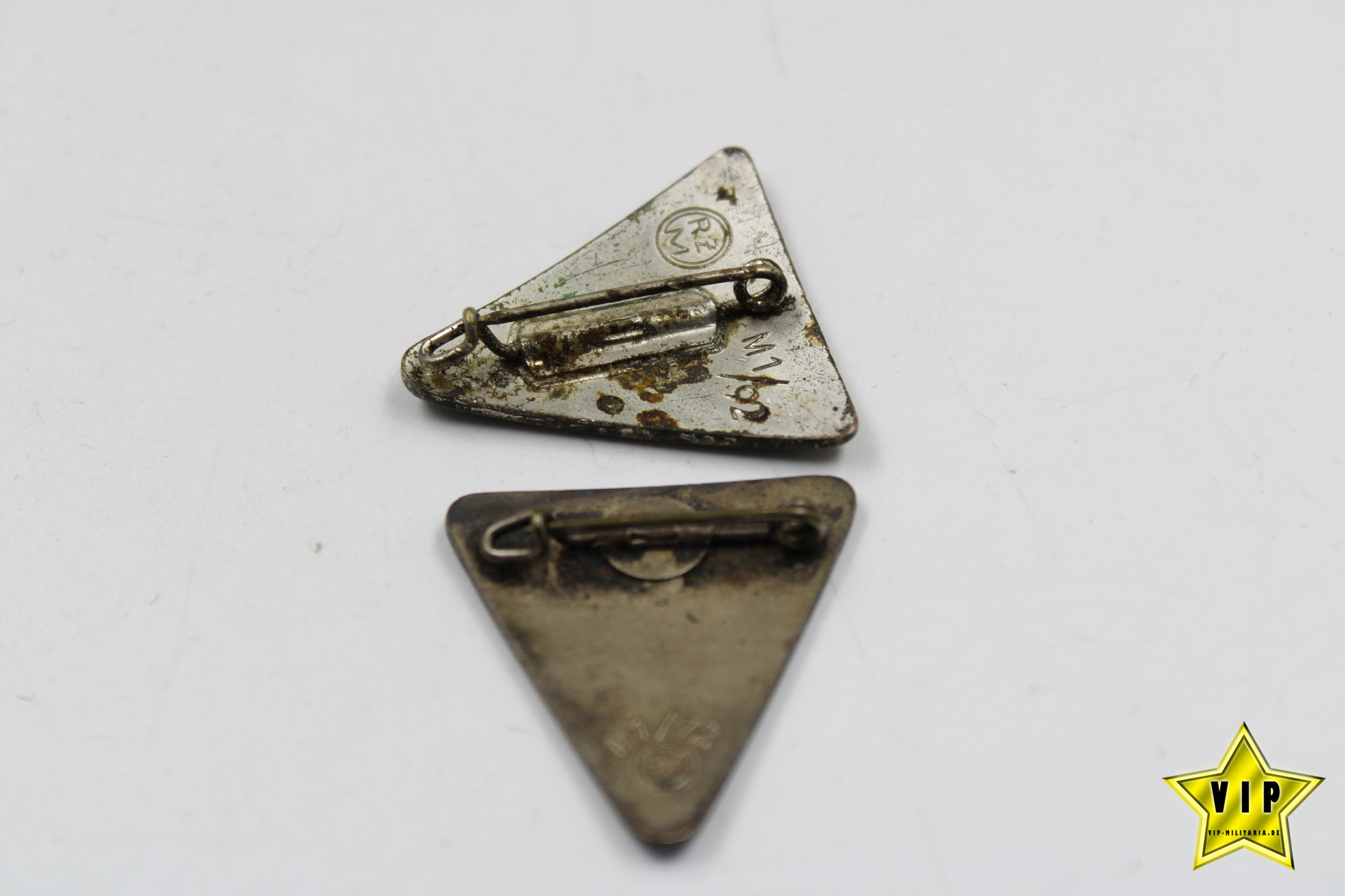 N.S. Frauenschaft Abzeichen Set