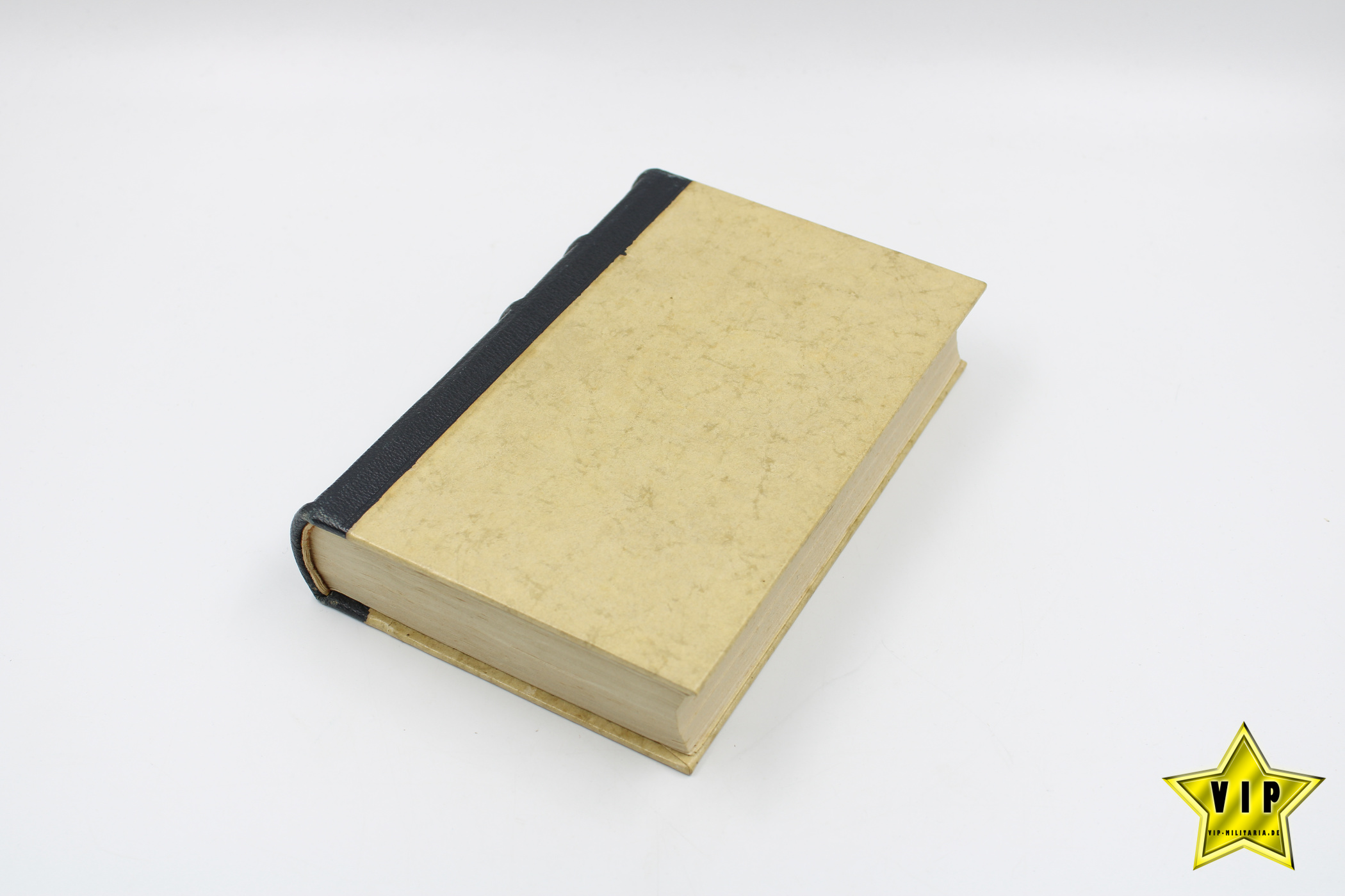 Mein Kampf 1942 in Lateinschrift im Schuber