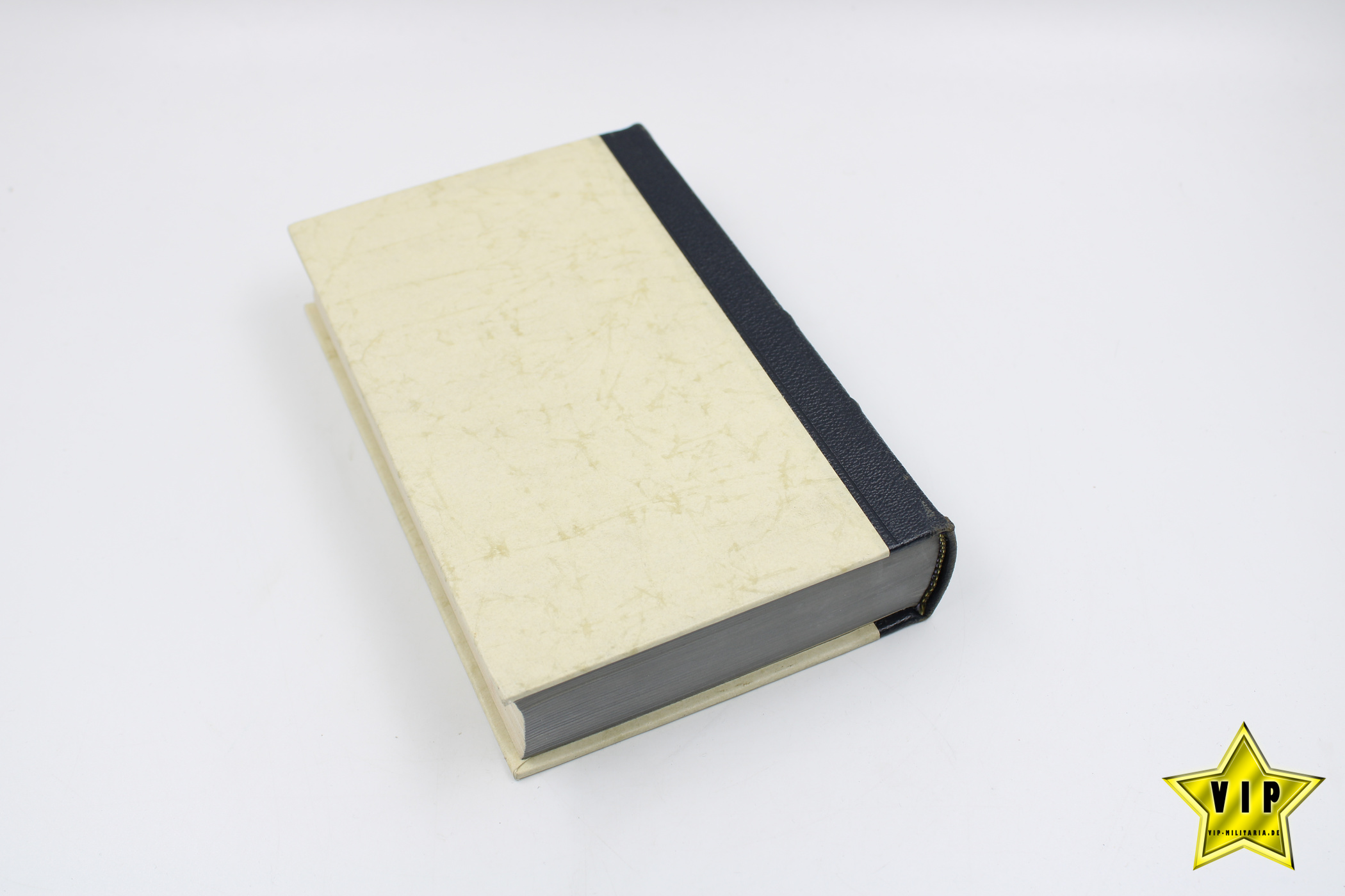 Mein Kampf 1942 in Lateinschrift mit blanko Widmung Seite