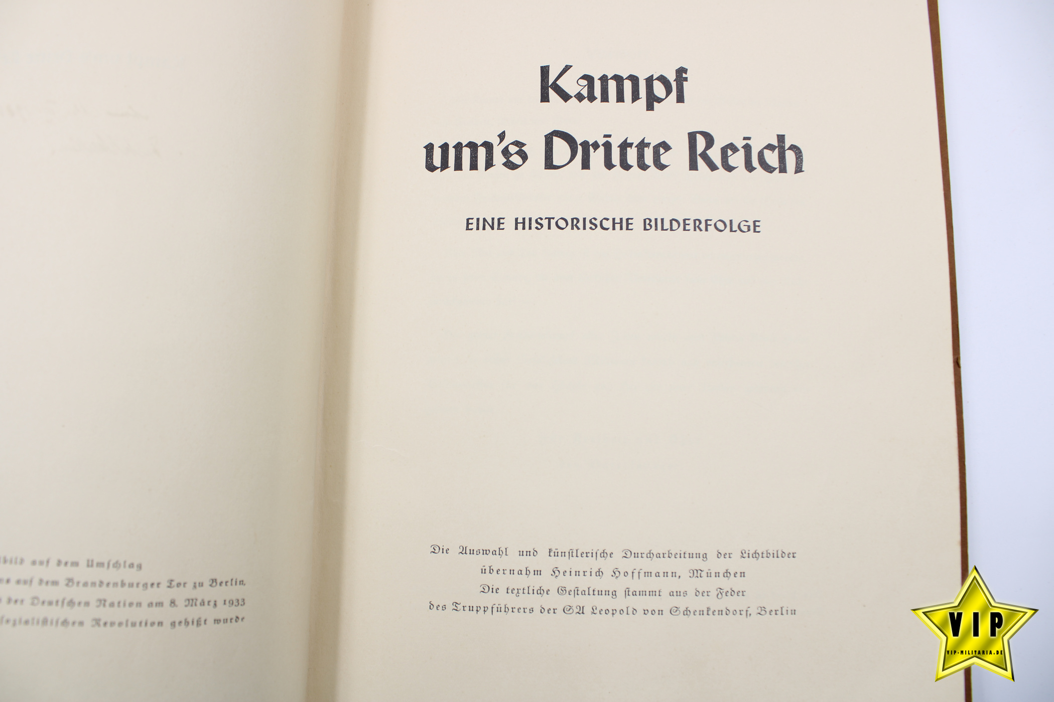 Sammelbilderalbum " Kampf ums Dritte Reich " im Schuber 