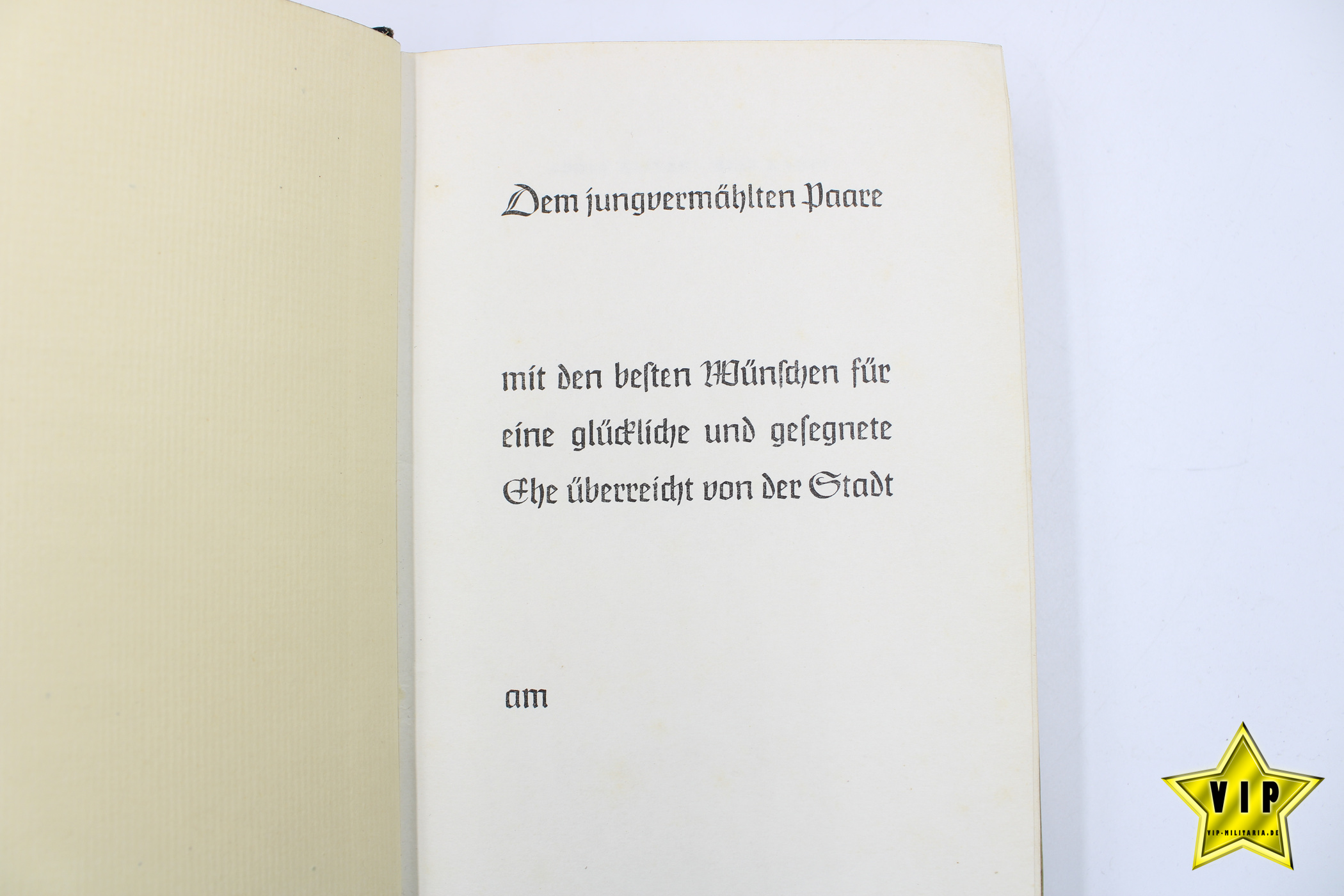 Mein Kampf 1943 mit blanko Widmungsseite in Lateinschrift