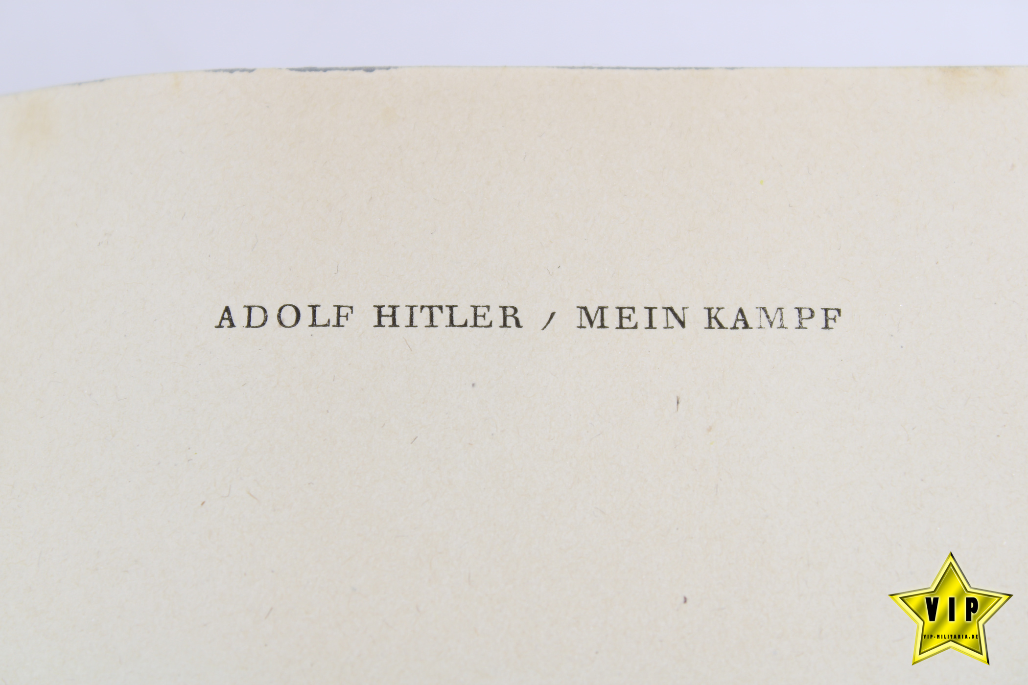 Mein Kampf 1942 in Lateinschrift im Schuber