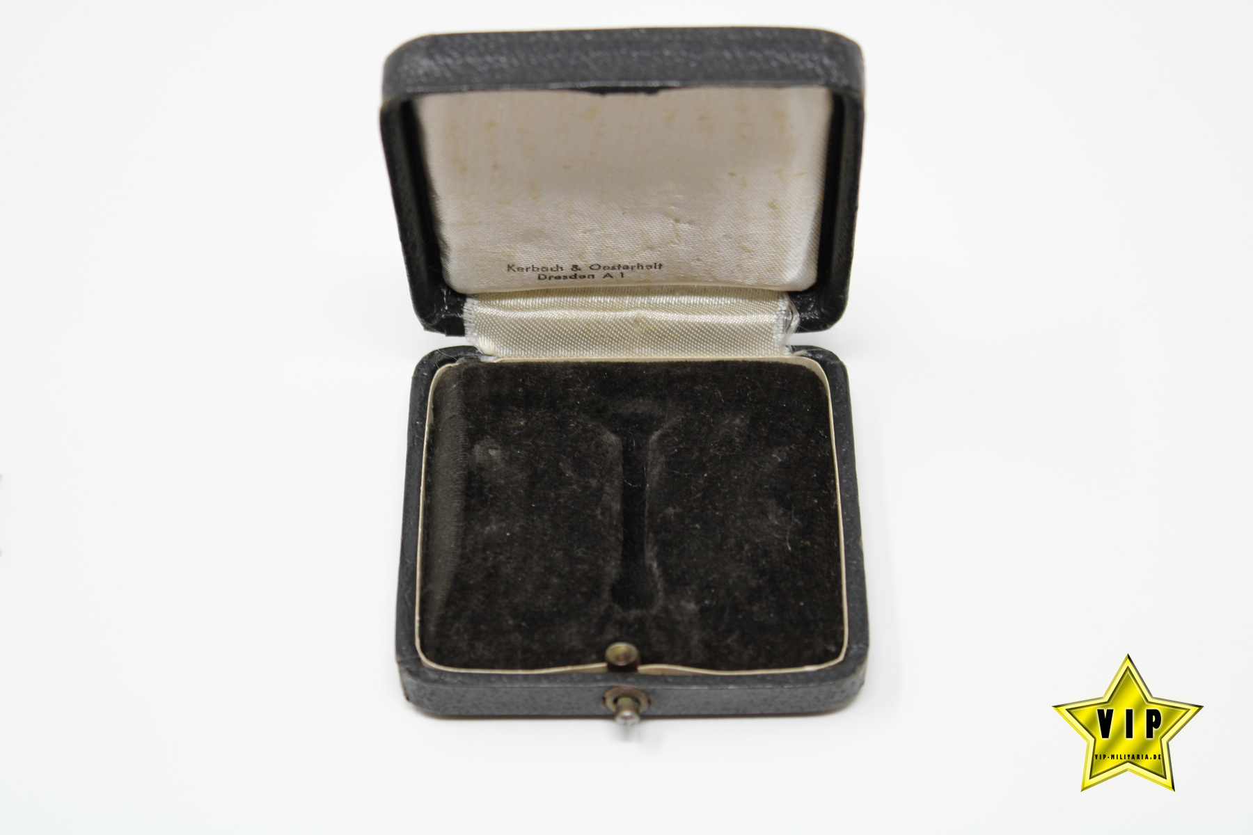 KRIEGSVERDIENSTKREUZ 1. KLASSE 1939 MIT SCHWERTERN IM ETUI Hersteller 62