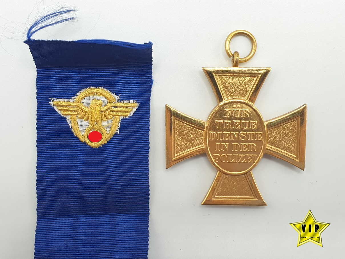 Dienstauszeichnung Polizei 25 Jahre Gold im Etui Dienstauszeichnung Polizei 25 Jahre Gold im Etui