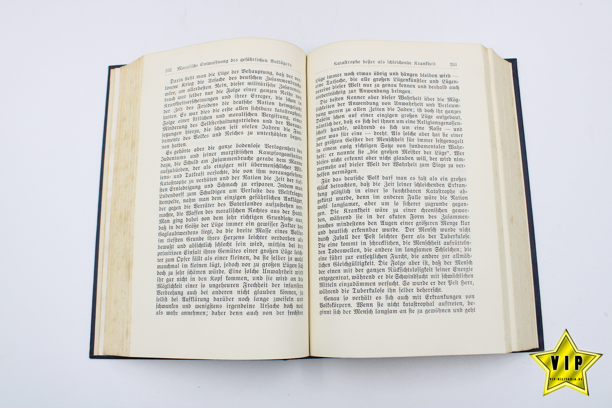 Mein Kampf 1938 mit Schutzumschlag