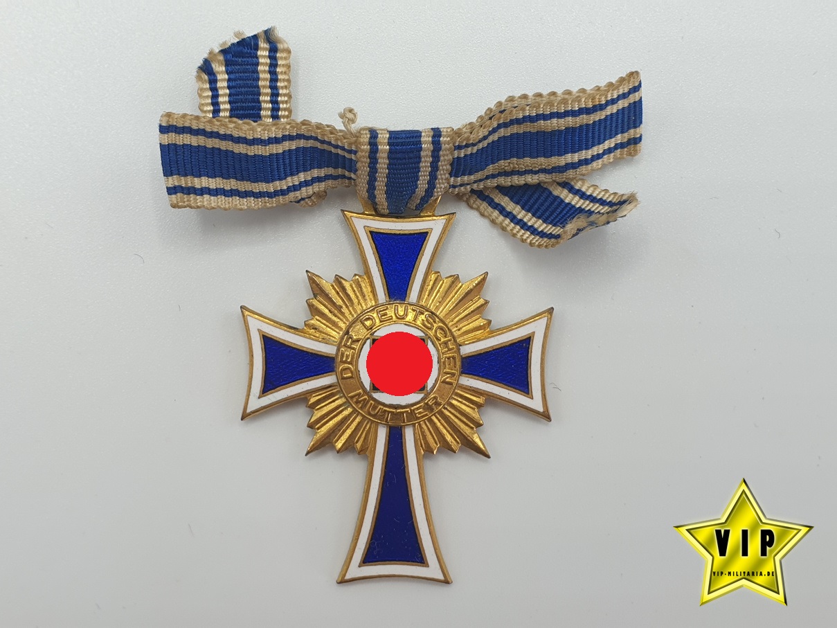 Mutterkreuz Gold im Etui Mutterkreuz Gold im Etui