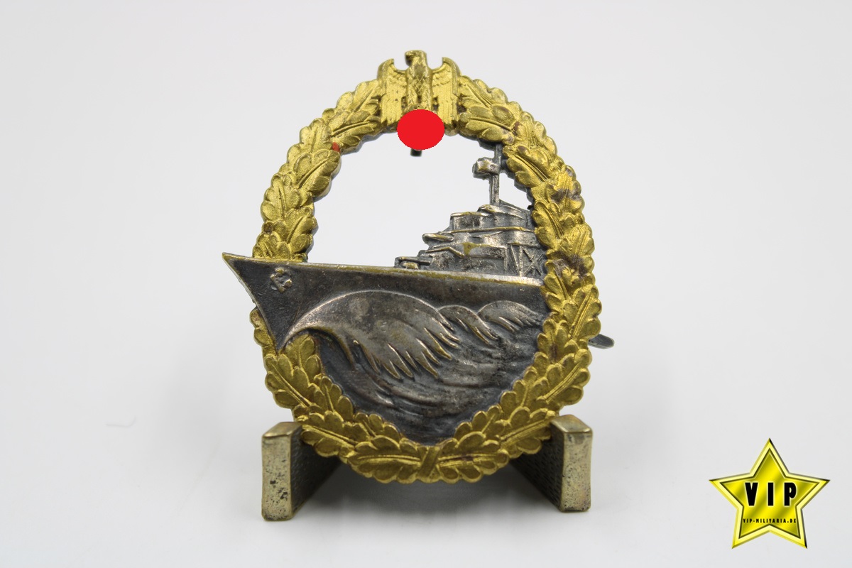 Zerstörerkriegsabzeichen der Kriegsmarine "Schwerin Berlin 68" Zerstörerkriegsabzeichen der Kriegsmarine "Schwerin Berlin 68"