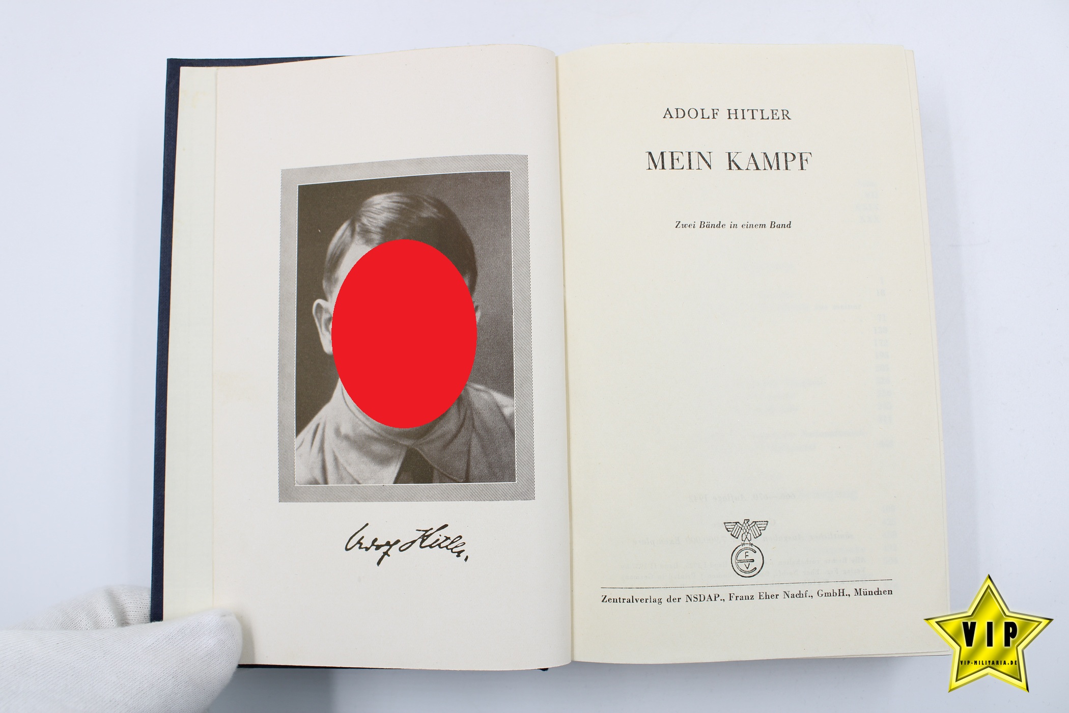 Mein Kampf Volksausgabe 1942 mit Schutzumschlag in Lateinschrift