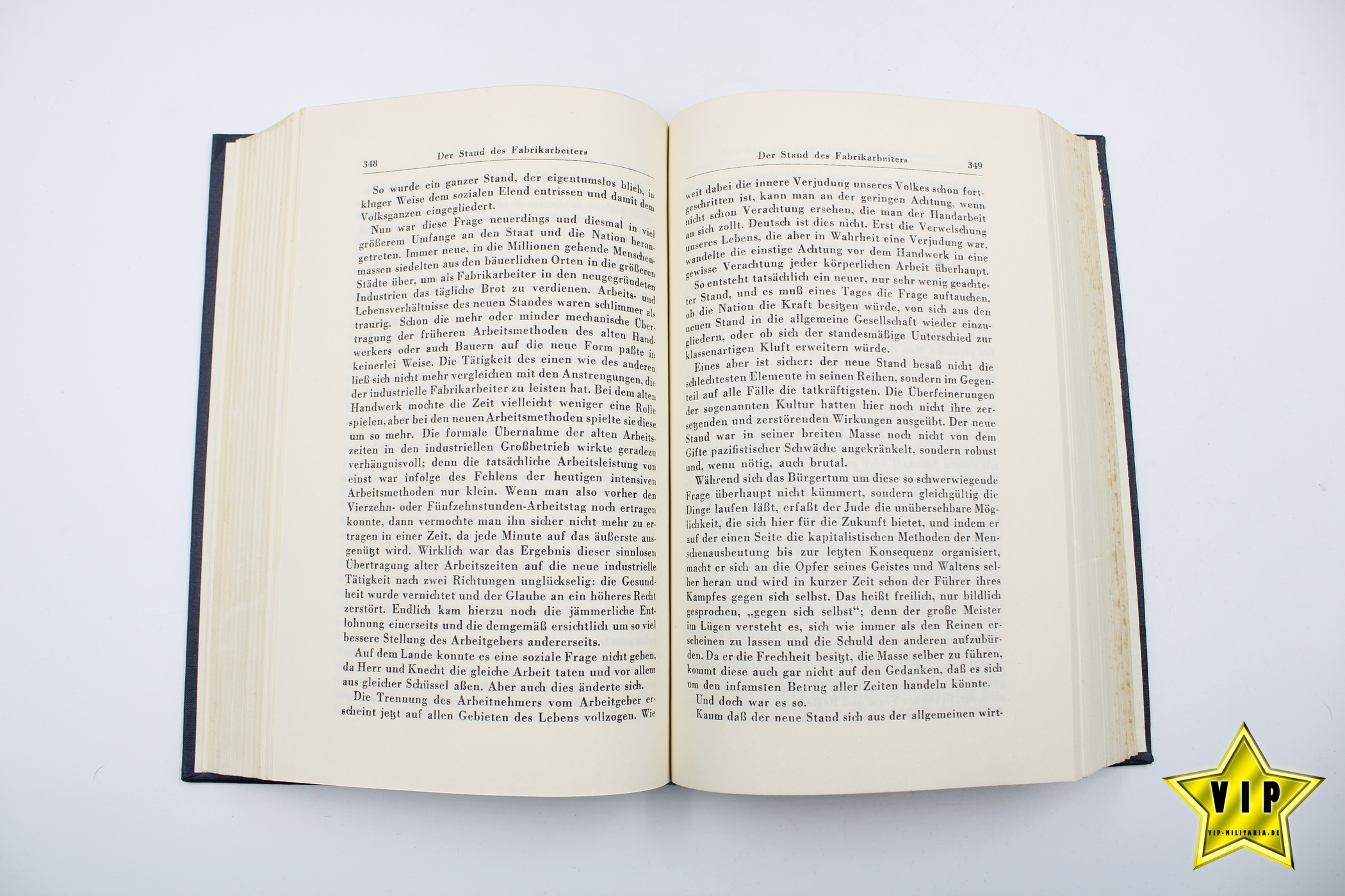 Mein Kampf Volksausgabe 1942 mit Schutzumschlag in Lateinschrift