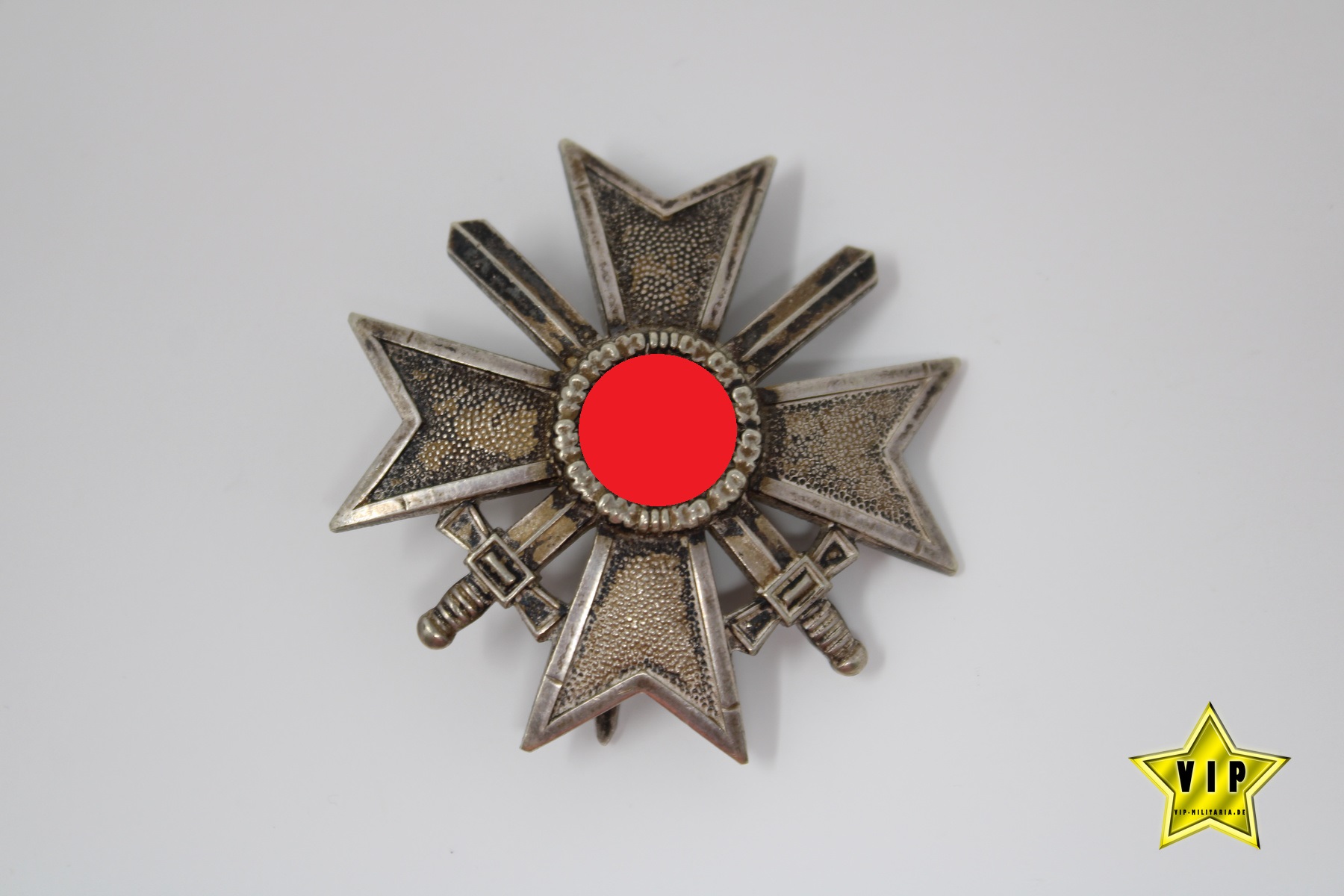 KRIEGSVERDIENSTKREUZ 1. KLASSE 1939 MIT SCHWERTERN IM ETUI Hersteller 62